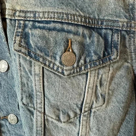 LUCKY BRAND Crochet Capsule Trucker Denim Distressed Jacket, Size Medium - Picture 11 of 16